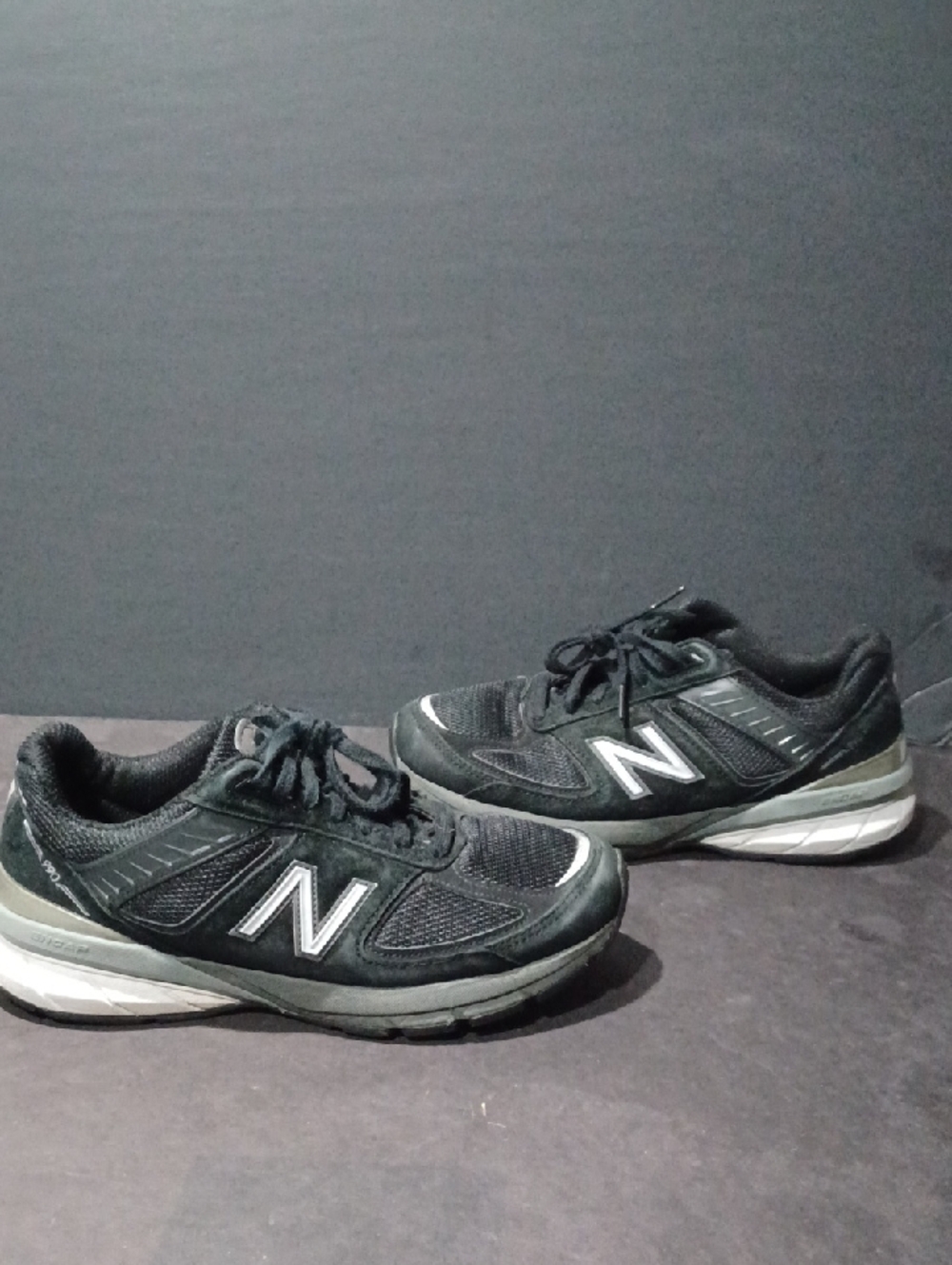 New Balance 990v5 Womens Runnig Shoes Sz 8 Made In USA Pre-owned